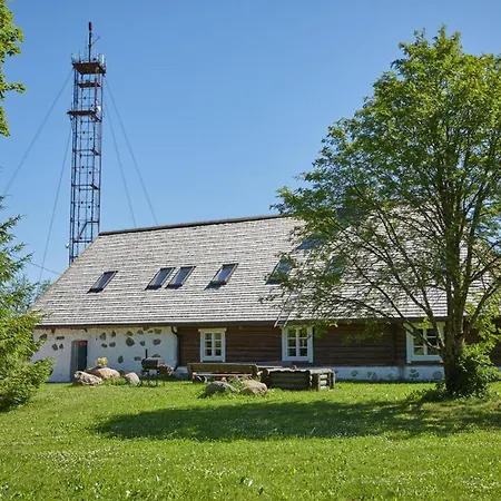 Tabani Puhketalu Farm stay Eeskula